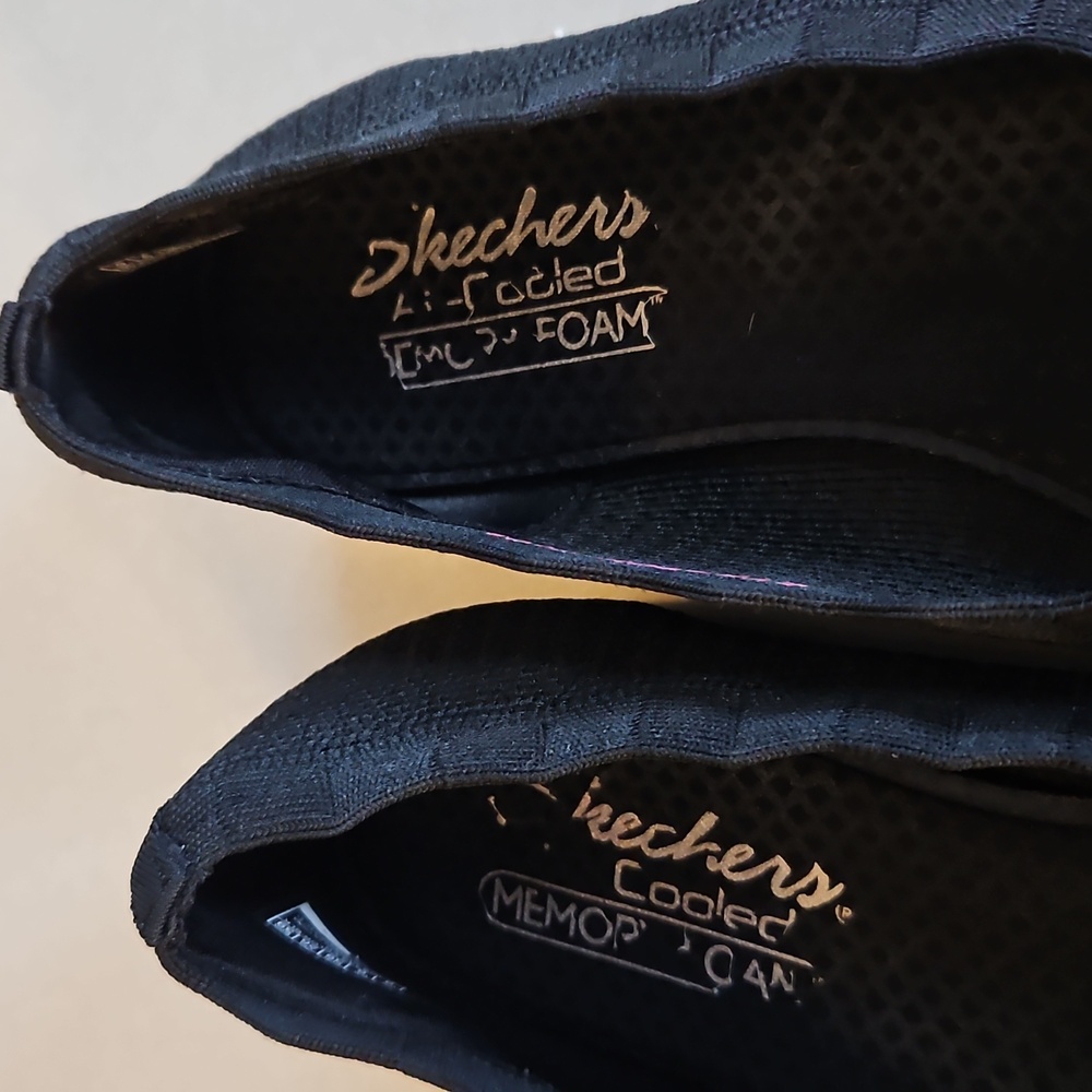 Skechers Black Stretch Flats - Picture 5 of 10
